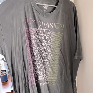 Oversized graphic tee